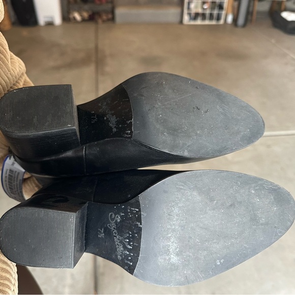 Seychelles ankle booties by Anthropologie - Picture 4 of 4